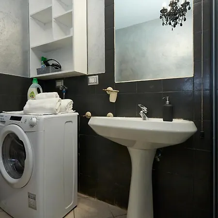 Humanitas House - 20 Minutes From Duomo - Navigli * Milán